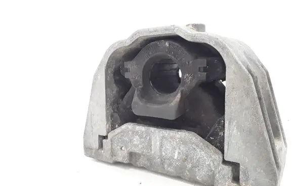 Volkswagen Golf V Engine mount bracket 1J0199262