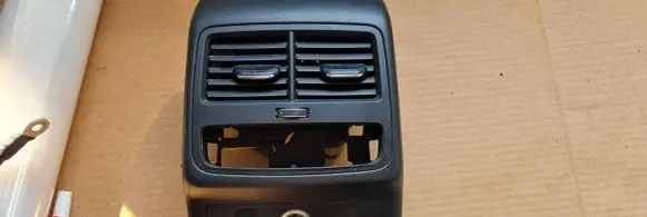 Audi A4 S4 B9 Rear air vent grill 8W0864376