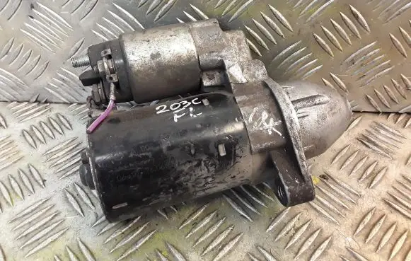 Mercedes-Benz C W203 Starter motor 0051513901