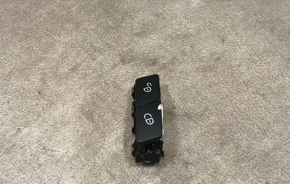 Central locking switch button