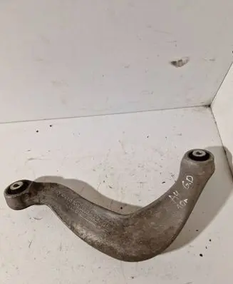 Rear control arm
