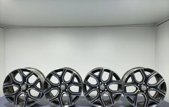 Mitsubishi Outlander R18 alloy rim 