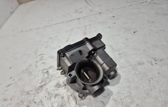 Nissan Micra Throttle body valve RME45-01 SERA576-02