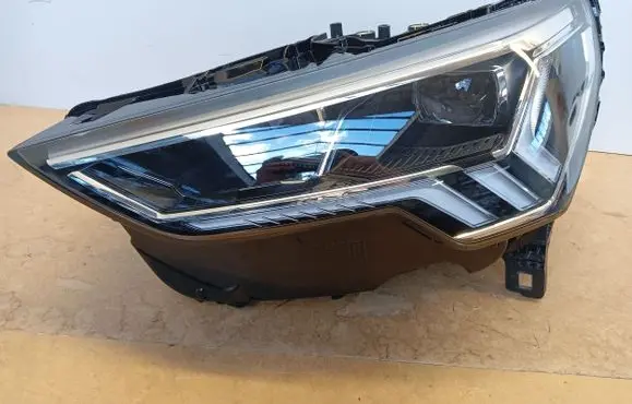 Audi Q3 F3 Headlight/headlamp 83A941033
