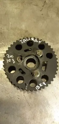 Volkswagen Touran I Camshaft pulley/ VANOS 038109111E