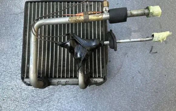 Nissan Terrano Air conditioning (A/C) air dryer 272800X002