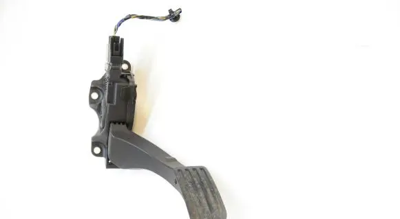 Volvo XC60 Accelerator throttle pedal 6G929F836CD