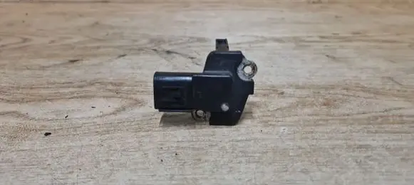 Volvo V50 Mass air flow meter 7M5112B579BB
