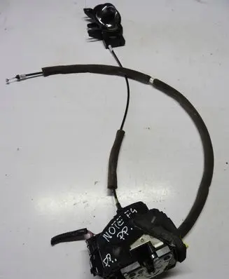 Nissan Note (E11) Loading door lock 8200973738