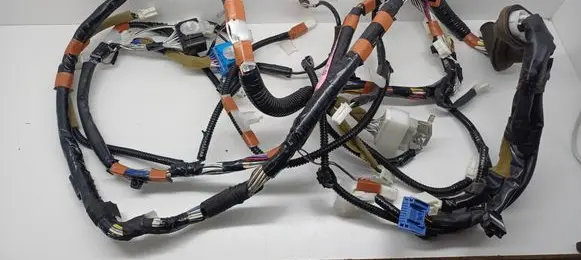 Lexus RX 330 - 350 - 400H Tailgate/trunk wiring harness 8218448300 200609 K46J8NF1564