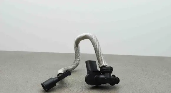 Audi Q3 8U Air pressure sensor 0261230081