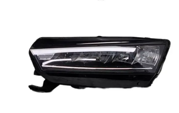 Skoda Octavia Mk4 Headlight/headlamp 5E4941015 LE18A6418