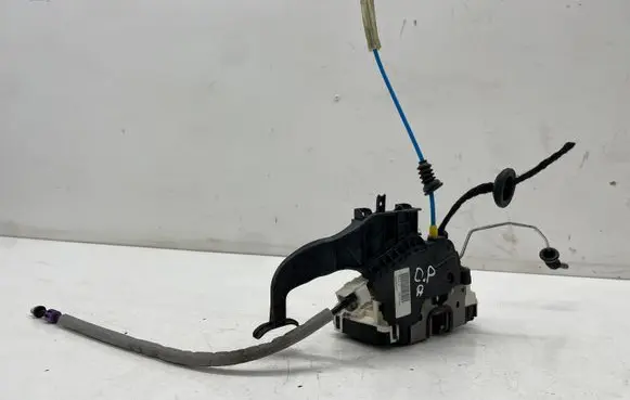 Mercedes-Benz B W246 W242 Front door lock A1667200635