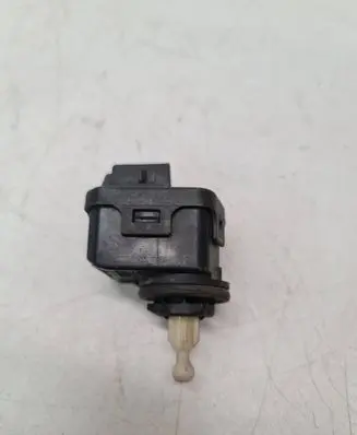 Audi A3 S3 8L Headlight level adjustment motor 8L0941295B