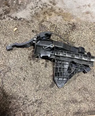 Ford Focus Rear door lock 24002120002