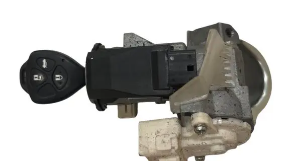 Toyota Avensis T250 Ignition lock 450200203