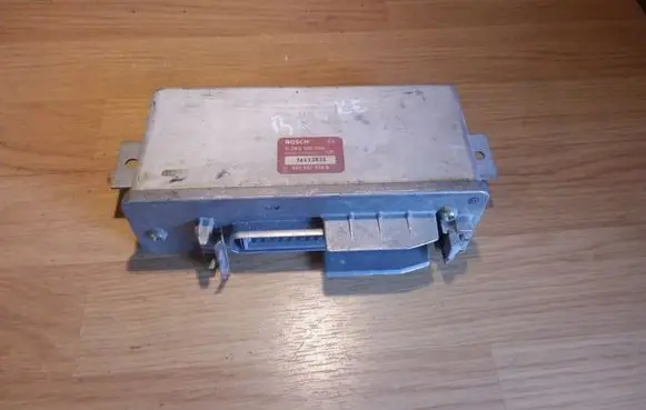 Audi 80 90 S2 B4 ABS control unit/module 0265100056 4A0907379A 36113833