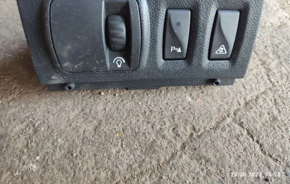 Renault Laguna III Light switch 251630001R