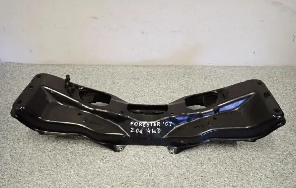 Subaru Forester SH Engine mounting bracket