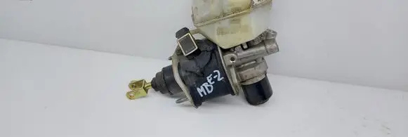 Mercedes-Benz E W211 Master brake cylinder A2114300302 A0004300312 0204221045