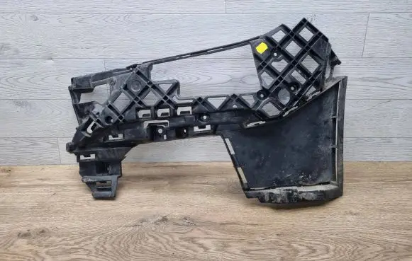Volkswagen Arteon Front bumper mounting bracket 3G8807177A