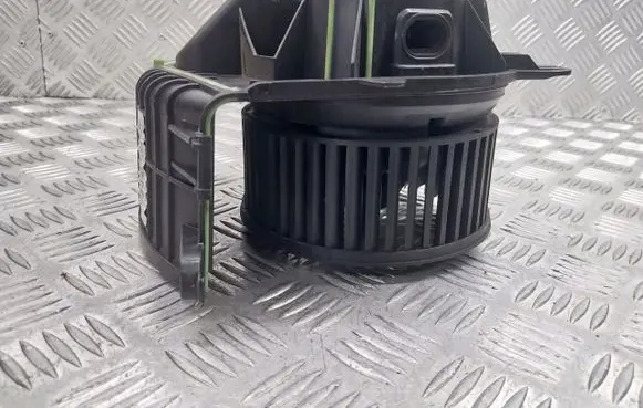 Renault Scenic II - Grand scenic II Front door blower motor NN100715E