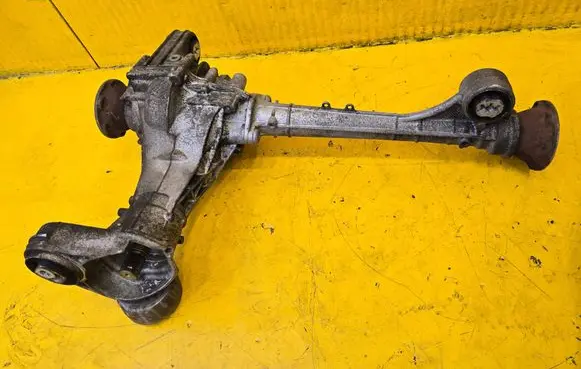 Volkswagen Touareg II Front differential 0BM409505T AGT