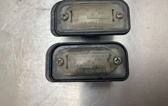 Mercedes-Benz C W203 Number plate light 2038200066