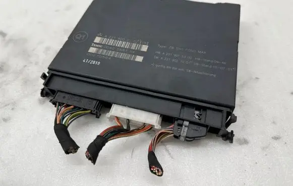 Mercedes-Benz S W221 Seat control module A2219002202