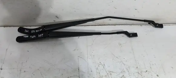 Volkswagen Polo VI Front wiper blade arm 2G1955410A 2G1955409A