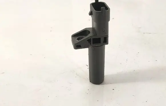 Mercedes-Benz C W204 Crankshaft position sensor 2761530128 2769050700