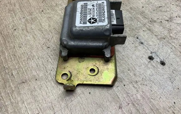 Jeep Cherokee III KJ Airbag control unit/module P56009899ad