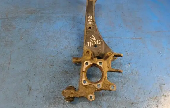 Lexus CT 200H Rear wheel hub spindle/knuckle 4230512240