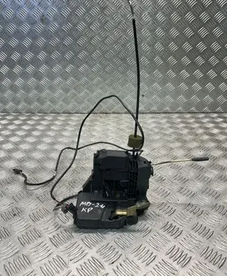 Mercedes-Benz E W211 Front door lock 