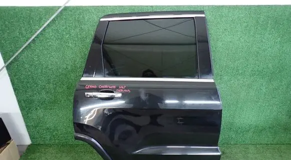 Jeep Grand Cherokee Rear door