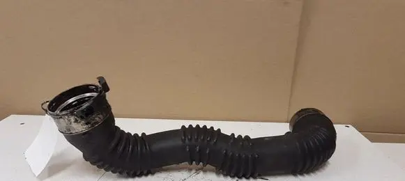 Mercedes-Benz B W246 W242 Intercooler hose/pipe A2465200101