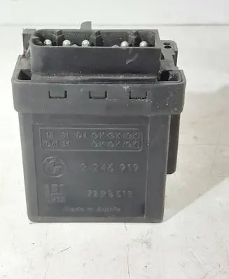 BMW 5 E39 Glow plug pre-heat relay 2246919 72RB510
