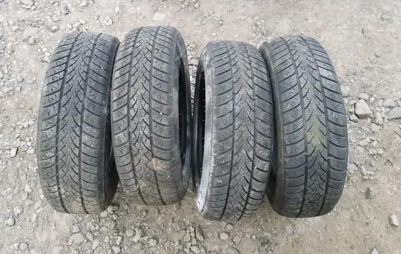 Opel Corsa C R14 winter tire 18570R14