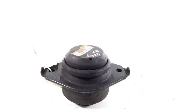 Mercedes-Benz ML W164 Engine mount bracket A2512403417
