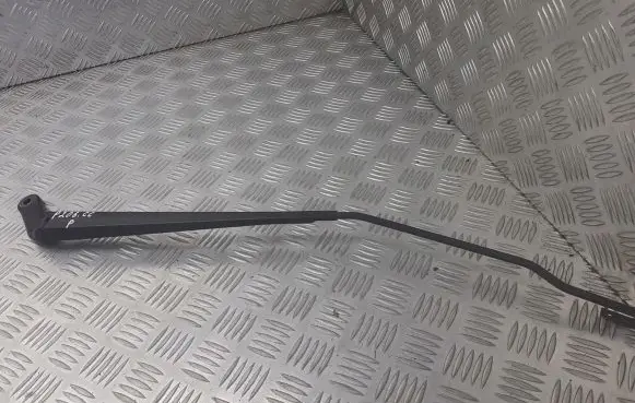Peugeot 206 CC Front wiper blade arm
