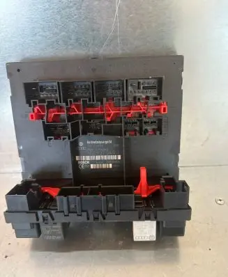 Volkswagen PASSAT B6 Comfort/convenience module 3C0937049J F005V00530 H37S1301