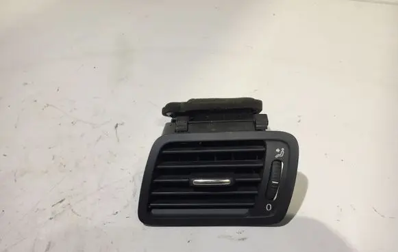 Volkswagen PASSAT B6 Dashboard side air vent grill/cover trim 3C1819701