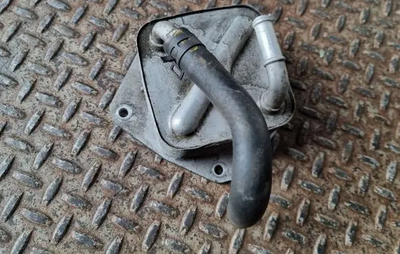 Mazda CX-5 Oil filter mounting bracket