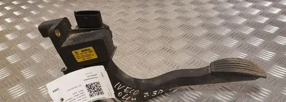 Iveco Daily 30.8 - 9 Accelerator throttle pedal 0281002632