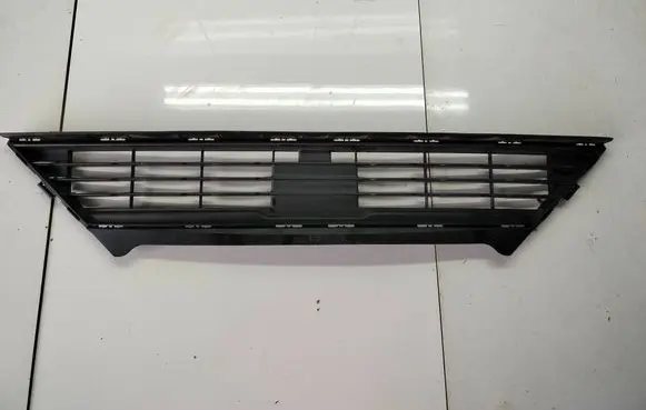 Ford Fiesta Front bumper lower grill H1BB-17K945-D1 H1BB17K945d1