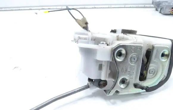 Mitsubishi Outlander Rear door lock A047218