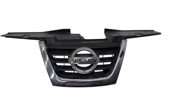 Nissan Juke I F15 Front bumper upper radiator grill 620701KA6A 620721KA6A