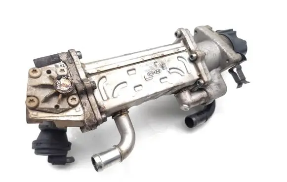 Hyundai i40 EGR valve 28410-2A850 28416-2A850