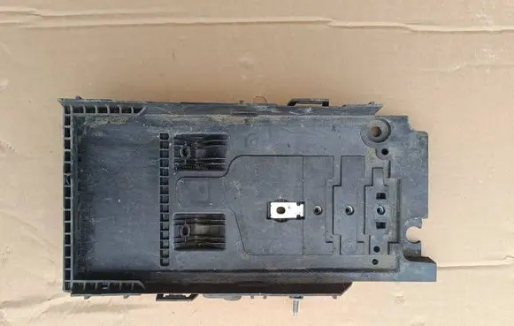 Ford Mondeo MK V Battery box tray DG93-10723-A