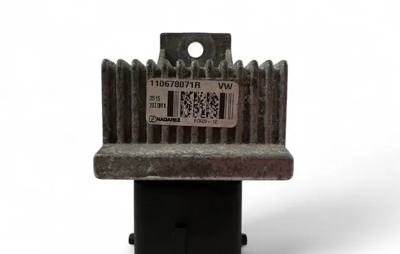 Renault Master III Glow plug pre-heat relay 110678071R
